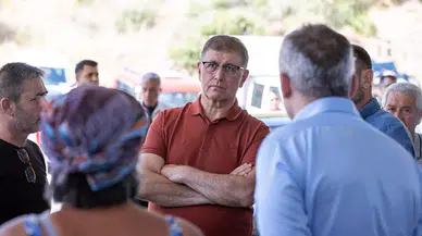 Başkan Tugay yangın bölgesini inceledi