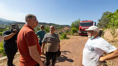 Başkan Tugay yangın bölgesini inceledi