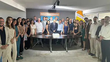 İLKSES Gazetesi 16. yılını İzmir'de önemli isimlerle kutladı!