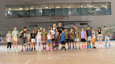 İzmir’de tekerlekli paten kursuna ilgi yoğun