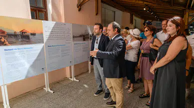 İzmirlilerin denizle ilişkisi sergiye dönüştü