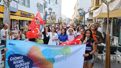 EFEST 2025 renkli görüntülerle başladı