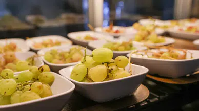 Buca'da üzüm bağından Kent Lokantaları’na uzanan tatlı dayanışma