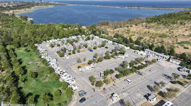 Karavancıların tercihi İnciraltı Karavan Parkı