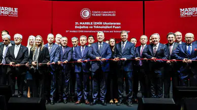 Doğal taşın kalbi İzmir’de atıyor