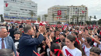 İzmir’de 23 Nisan coşkusu