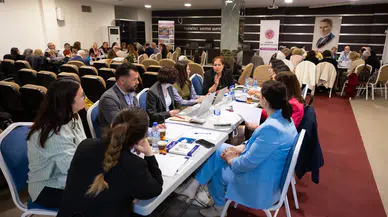 NARLIDERE, 3. YAŞ ÜNİVERSİTELERİ ÇALIŞTAYINA EV SAHİPLİĞİ YAPTI