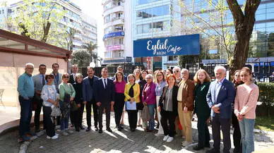 DEÜ BİLİM KAFE SOHBETLERİ’NİN 6’NCI BULUŞMASINDA “BİLİMİN IŞIĞINDA GÜNEŞTEN NASIL KORUNMALIYIZ?” KONUŞULDU