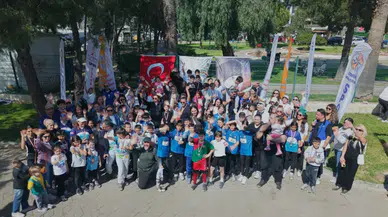 Karşıyaka’da oryantiring rüzgarı: Bayram coşkusu sporla taçlandı!