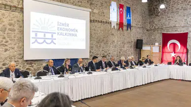 Başkan Tugay: Enerji güvenliği için şehirler kendi sistemlerini kurmalı