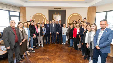 Başkan Tugay teşekkür turuna Balçova’da devam etti