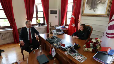 Urla Belediye Başkanlığı Koltuğuna Türkiye’nin Seçilmiş İlk Çocuk Meclisi Başkanı Oturdu