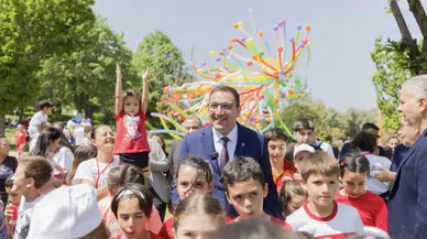 Balçova’da 23 Nisan Coşkusu: Bayram Sevinci Tüm İlçeyi Saracak