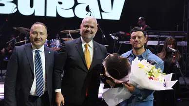 Üniversitelilerden Başkan Pehlivan'a sevgi seli