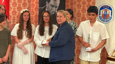 Efes Selçuklu Öğrenciler Mübadeleyi Müzik Ve Tiyatro İle Anlattı