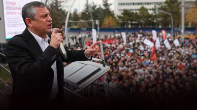 Cumhuriyet Meydanı'ndan İzmirlilere Mesaj: Otobüs Üstünden Seslenecek!