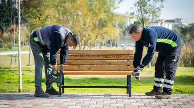 Bayram öncesi İzmir’in parklarında yoğun bakım mesaisi