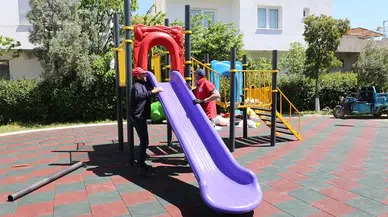 Menderes'teki Yeşil Alanlar Modernizasyon Çalışmalarıyla Güzelleşiyor