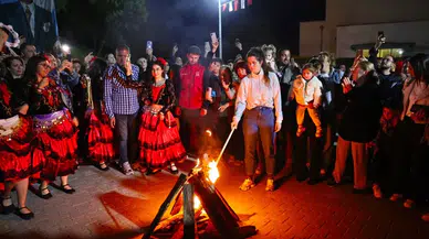 Çeşme’de Hıdırellez üç noktada coşkuyla kutlandı
