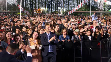 19 Mayıs gençlik sahnesi Küçükpark’ta kuruldu