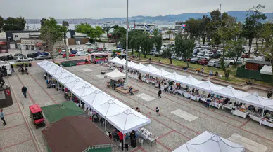 Karşıyaka’da “Kadın Emeği Pazarı” kuruldu