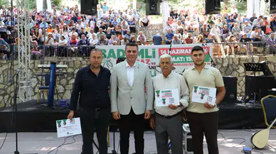 Bademli’de coşku dolu Kiraz ve Meyve Fidanı Festivali