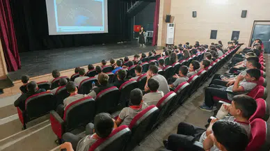 Gaziemir Belediyesi’nden 5 bin 486 öğrenciye geri dönüşüm eğitimi