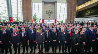 İzmir’in şehitleri Fethi Sekin ve Musa Can unutulmadı
