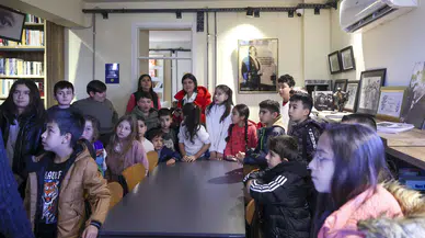 Bucalı çocuklar Cumhuriyet Kütüphanesi’ni keşfetti