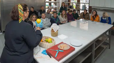 Meslek Fabrikası’nda sirke yapımının inceliklerini öğrendiler