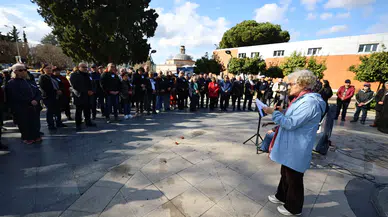 UĞUR MUMCU EFES SELÇUK'TA  ANILDI