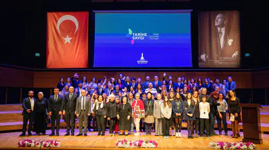 İzmir’de tarihi koruyanlar ödüllendirildi