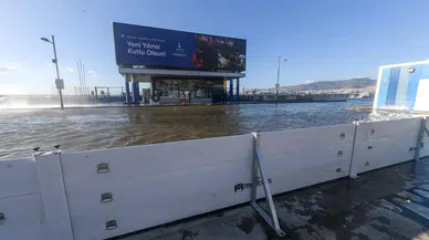 Fırtına duvarı Kordon’u böyle korudu