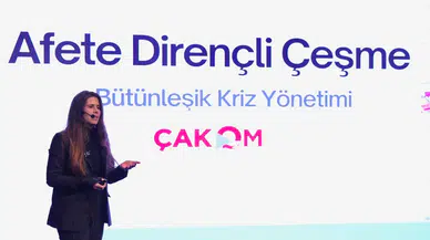 Çeşme Belediye Başkanı Lal Denizli, “İzmir’de Afet” söyleşisinde Çeşme’nin afet hazırlık modelini anlattı