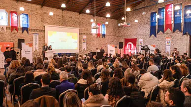 “İzmir Seninle” ile gençlere güçlü kariyer köprüsü