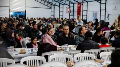 Bergama’da Yillar Sonra Bir Ilk: Cumhuriyet Meydani’nda Ramazan Boyunca Iftar Sofrasi