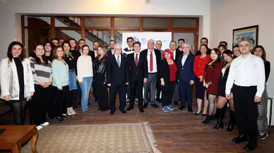 İzmir YMMO Vergi Eğitim Merkezi İlk Uzmanlarını Mezun Etti