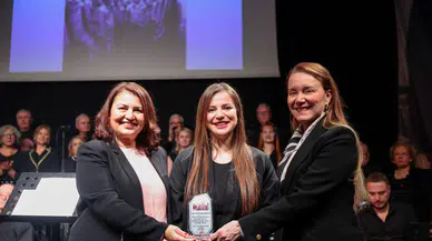 Mutlu: Aydınlanma meşalesi İzmir’de hiç sönmeden yanmaya devam edecek