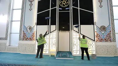 Menderes’te Camiler Tertemiz