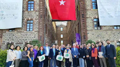 “Altın İğne”, İzmirli kadınların yeteneğini dünyaya gösteriyor