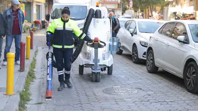 Konak’tan temizliğe pratik çözüm: Filler görev başında
