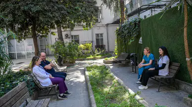 Doğdukları hastanede şifa dağıtıyorlar