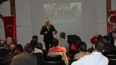 EFES SELÇUK’TA BABALARA “BABALIK” SEMİNERİ