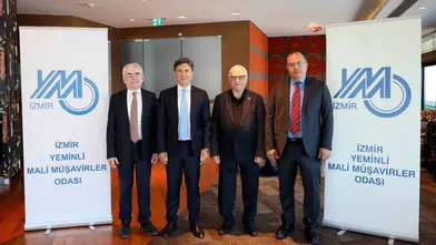 İzmir YMMO Başkanı Zengin:  “Vergide Ceza Değil, Doğruluk Kültürü Egemen Olmalı”