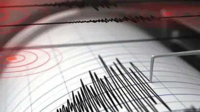 Akdeniz'de peş peşe üç deprem: 5.2 büyüklüğündeki sarsıntı panik yarattı