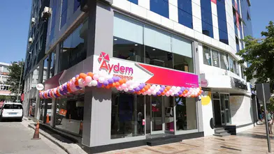 Aydem Perakende ve Gediz Perakende, yenilenen şubeleriyle müşteri deneyimini güçlendiriyor
