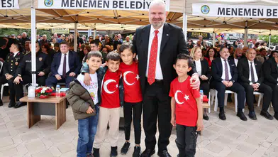 Menemen’de coşkulu kutlama