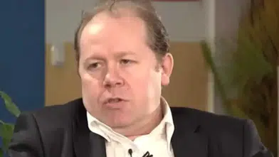 İsa İlyasoğlu aslen nereli, eğitimi ne, hangi partiden, siyasi geçmişi nasıl?