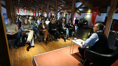 GEÇİLMEZ BİR DESTANIN İZİNDE: ÇANAKKALE’NİN ANLAMI VE BUGÜNÜ KENT BELLEĞİ’NDE KONUŞULDU