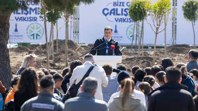 Beton söküldü, umut filizlendi